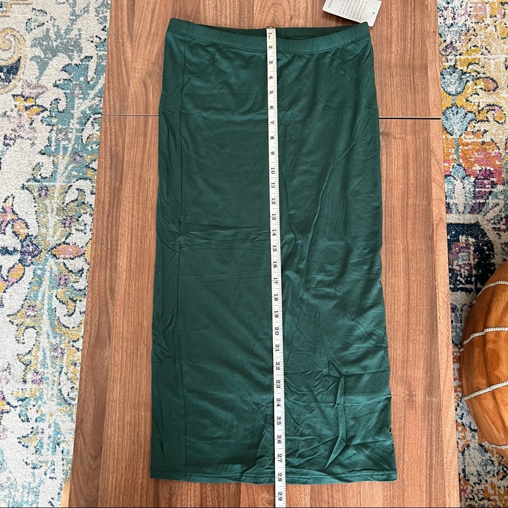 Green pencil skirt